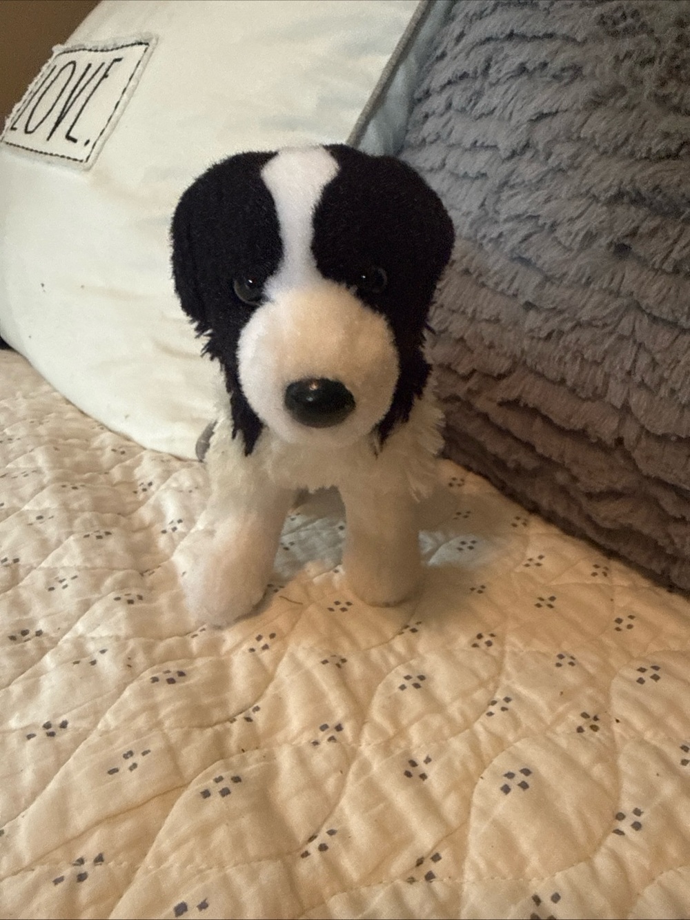 Douglas Border Collie Plush Stuffed Animal Dog Black White Cuddle Toy SMALL 9"